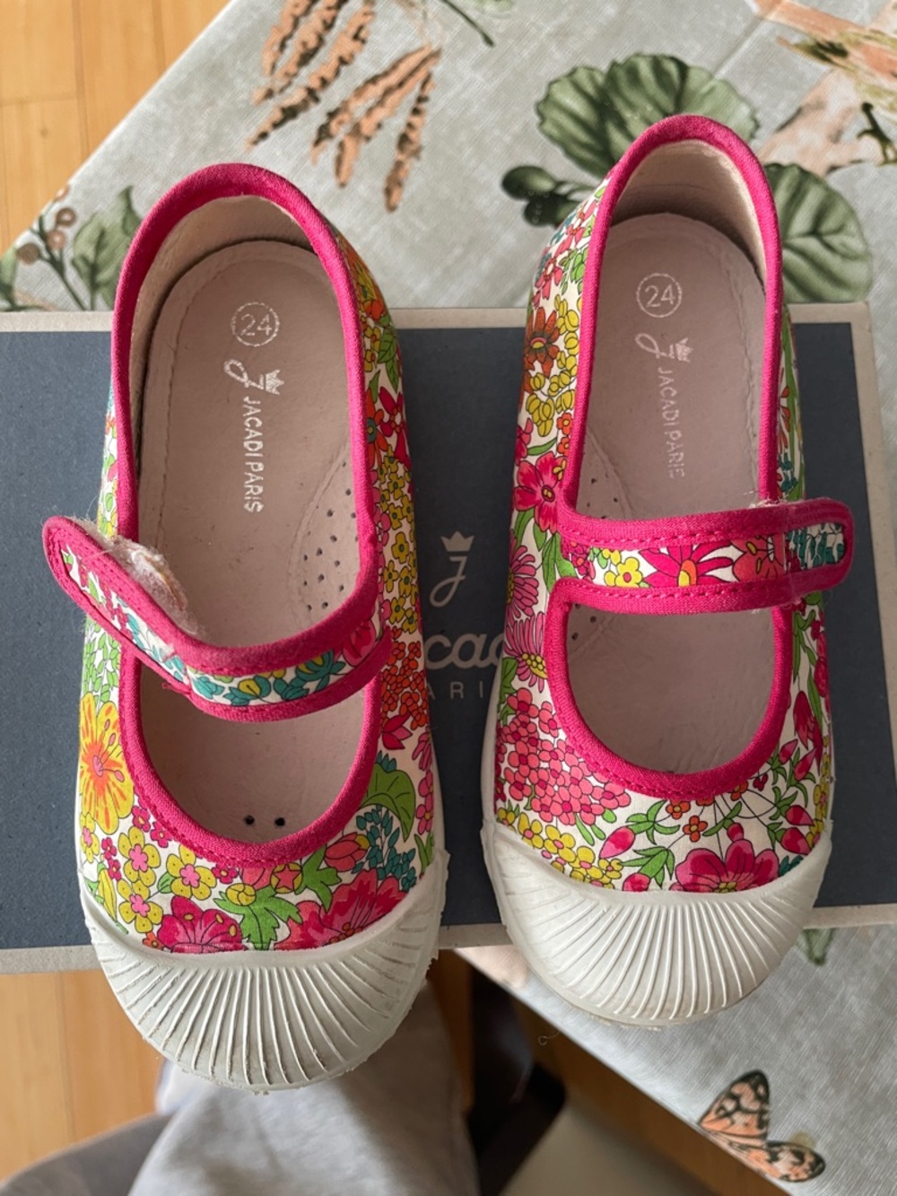 Jacadi Pink Floral Mary Jane Sneakers